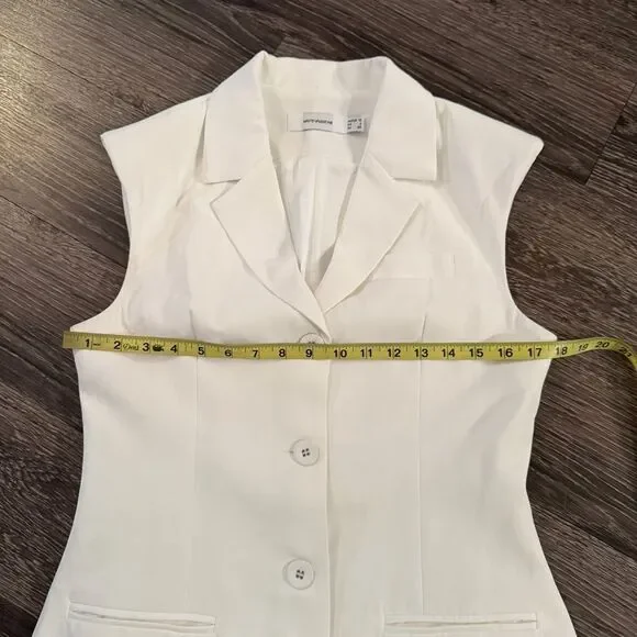 Whyte Valentyne Blazer Dress - Picture 2 of 5